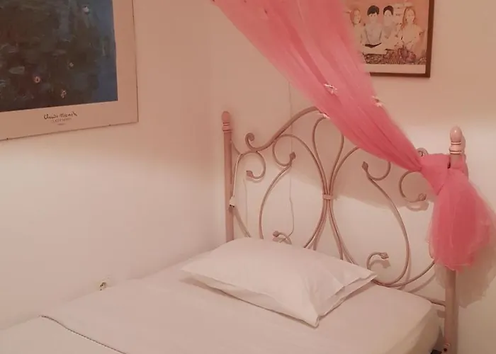 Semesterbostad Georgia Poseidi