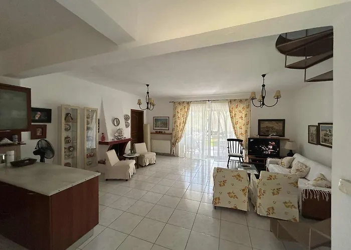 Georgia Poseidi Semesterbostad *