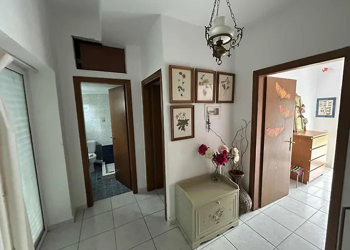 Georgia Poseidi Kalandra