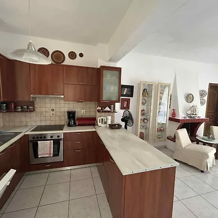 Georgia Poseidi Kalandra